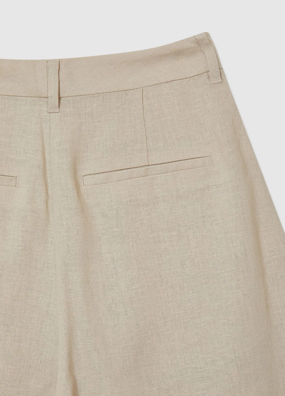 Calliope Bermuda Uni Short Femme Coupe Regular
