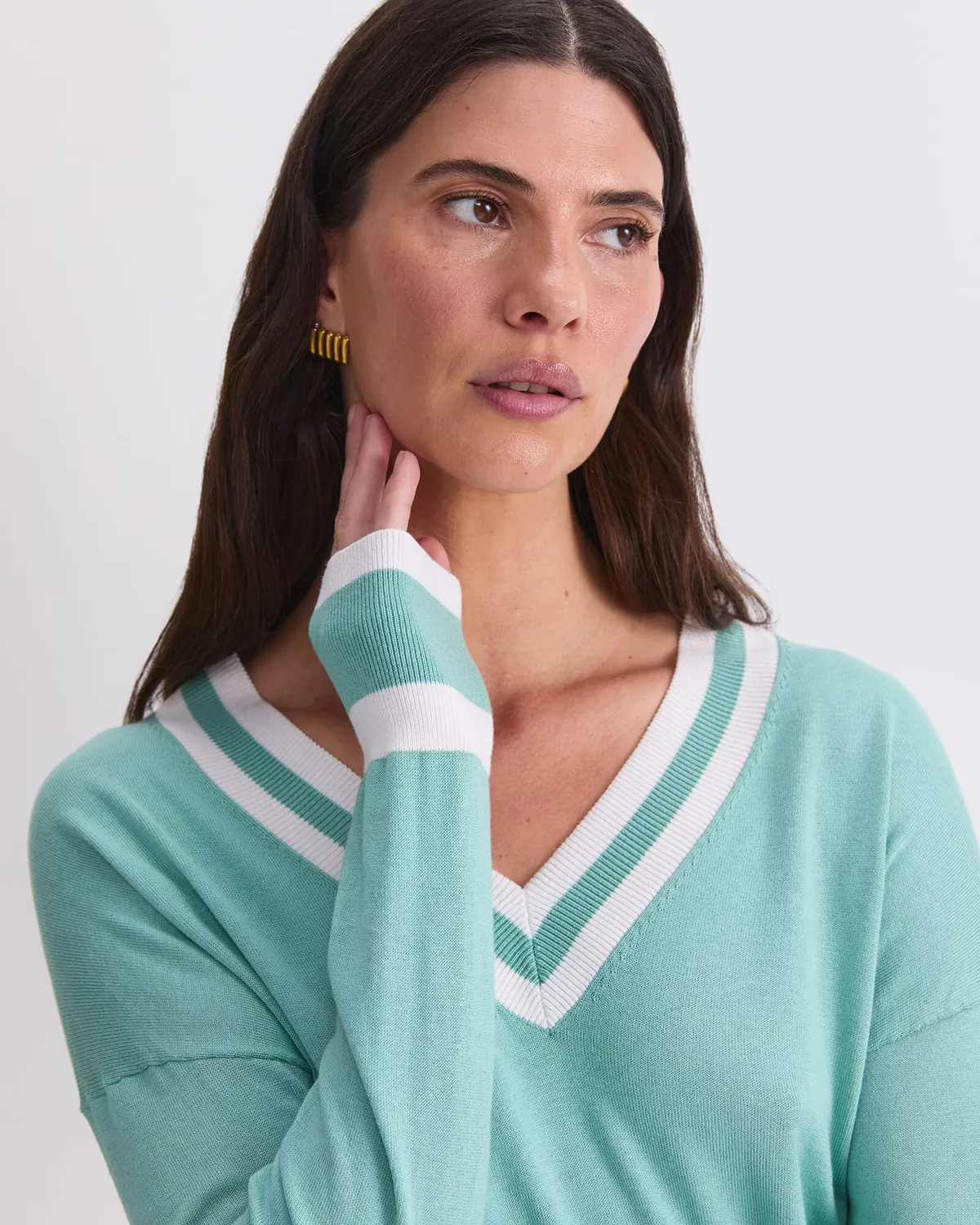 Sportscraft Alphine pull col V soie femme