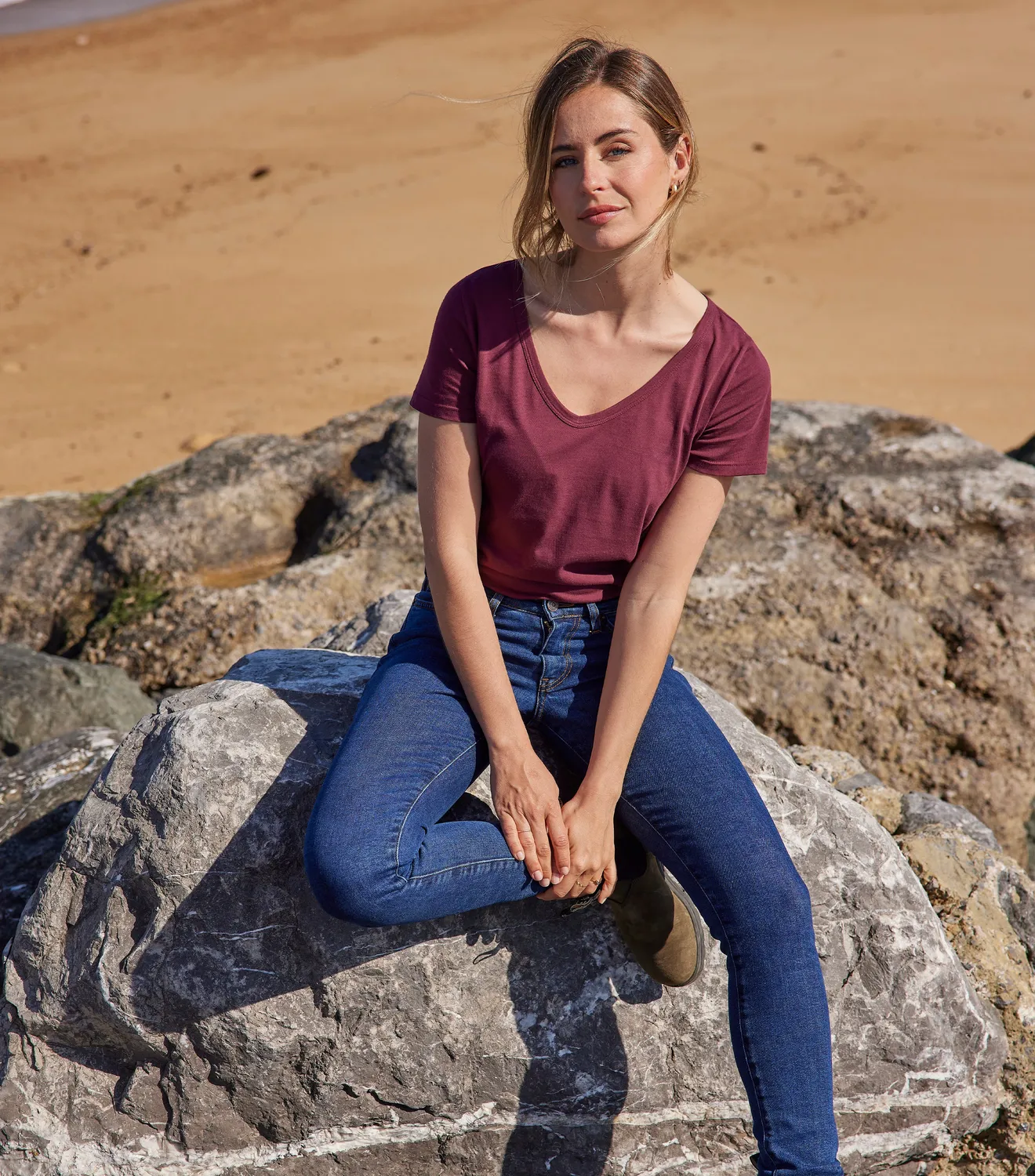 Cocorico Intemporel t-shirt col V femme bordeaux coton