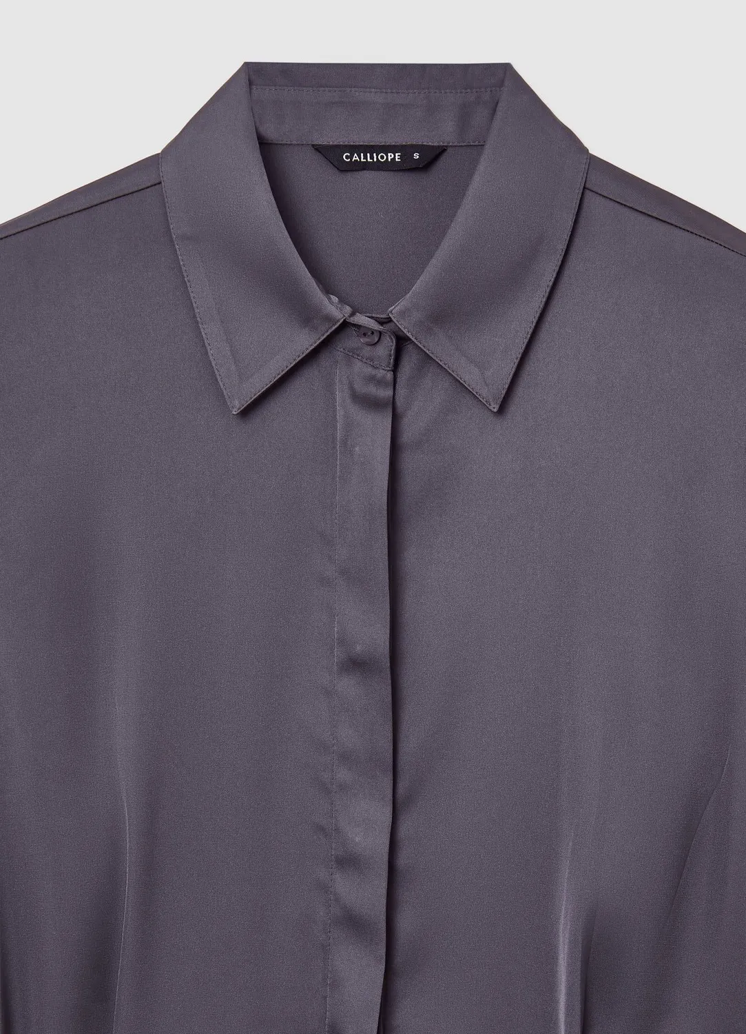 Calliope chemise satin à lacet manches longues