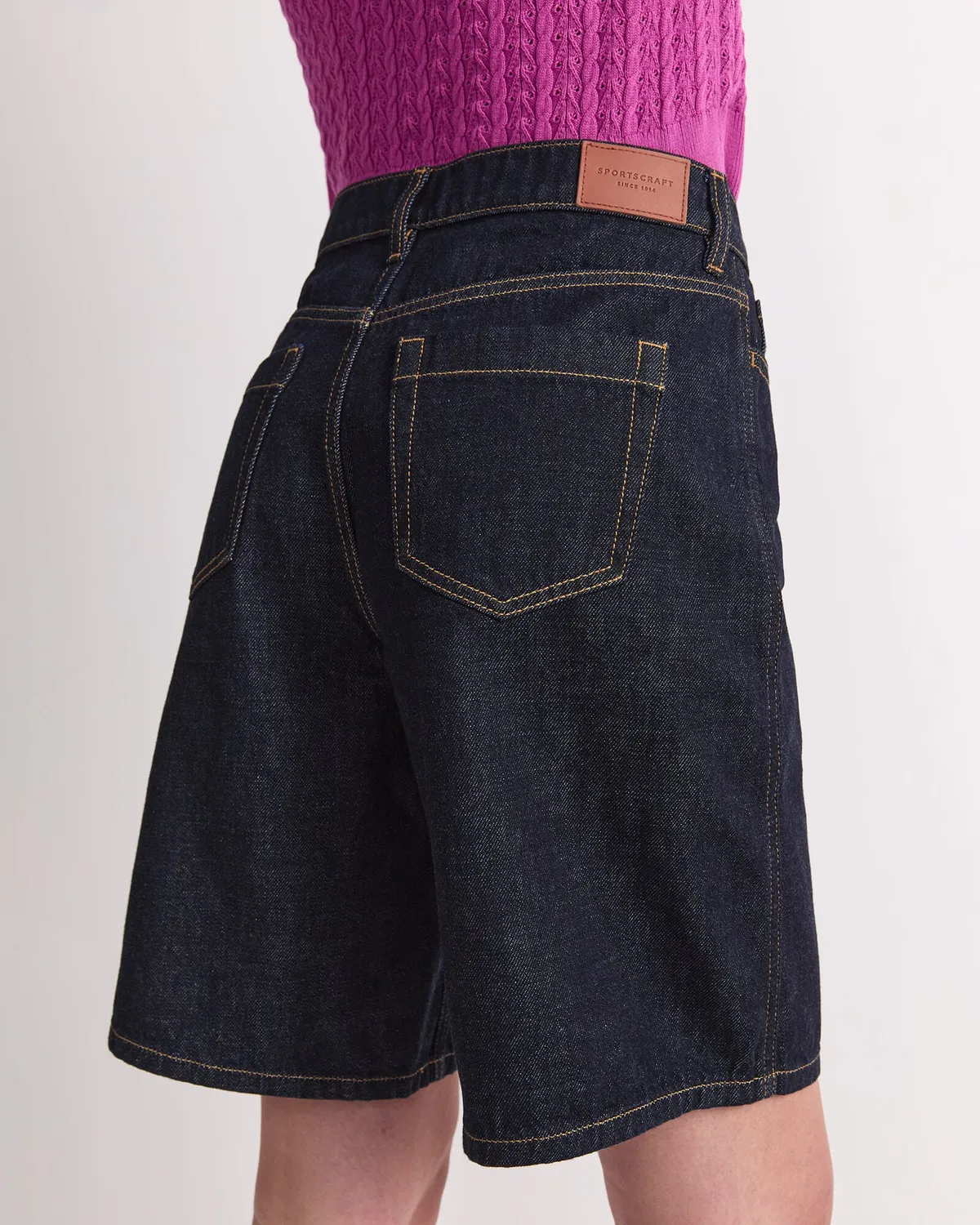 Sportscraft Allegra short jean femme longueur genou