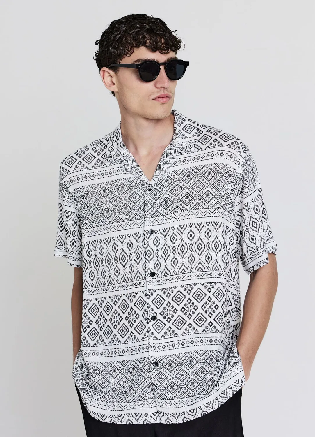Calliope chemise fantaisie homme manches courtes